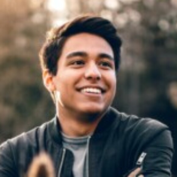 Profile picture of Dhoni